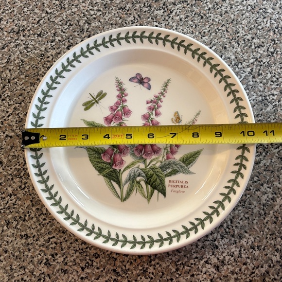 Portmeirion Botanic Garden | 10.5” Dinner Plate | Digitalis Purpurea - Foxglove - Picture 5 of 10